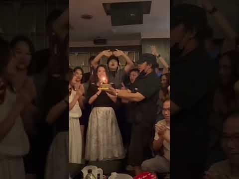 生日快樂番外篇🎂🎁🎉🥰#祝福Vicky青春美麗身體健康幸福快樂喔！🥰#近30年的情誼是一輩子的快樂呀！💋💋💋