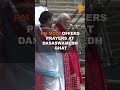 PM Modi offers prayers at Dasaswamedh Ghat in Varanasi | SHORTS | News9  - 00:58 min - News - Video