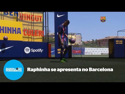 Raphinha é apresentado no Barcelona após negociação milionária