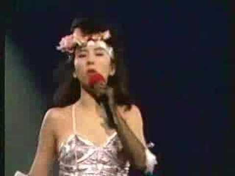Kim Wan-sun - 리듬 속의 그 춤을 (PAX MUSICA 1987 Seoul)