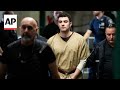 Luigi Mangione arrives at court in New York