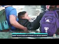 More than 1,000 migrants cross U.S.-Mexico border  - 02:22 min - News - Video