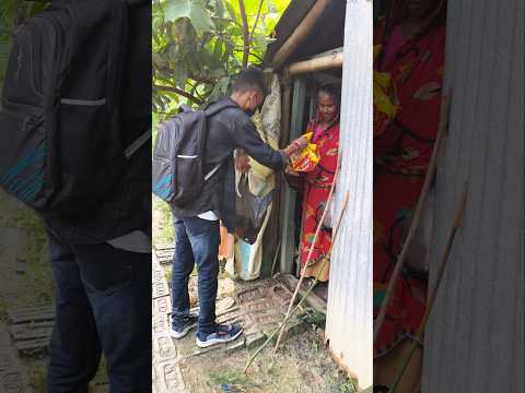 নিজের সামর্থ্য মতোন মানুষের পাশে দাঁড়ানোর চেষ্টা করলাম 🙏 #help #trending #viral