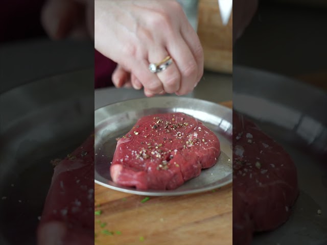 Irish Hereford Prime Sirloin Steaks with Asparagus & Creamy Mash