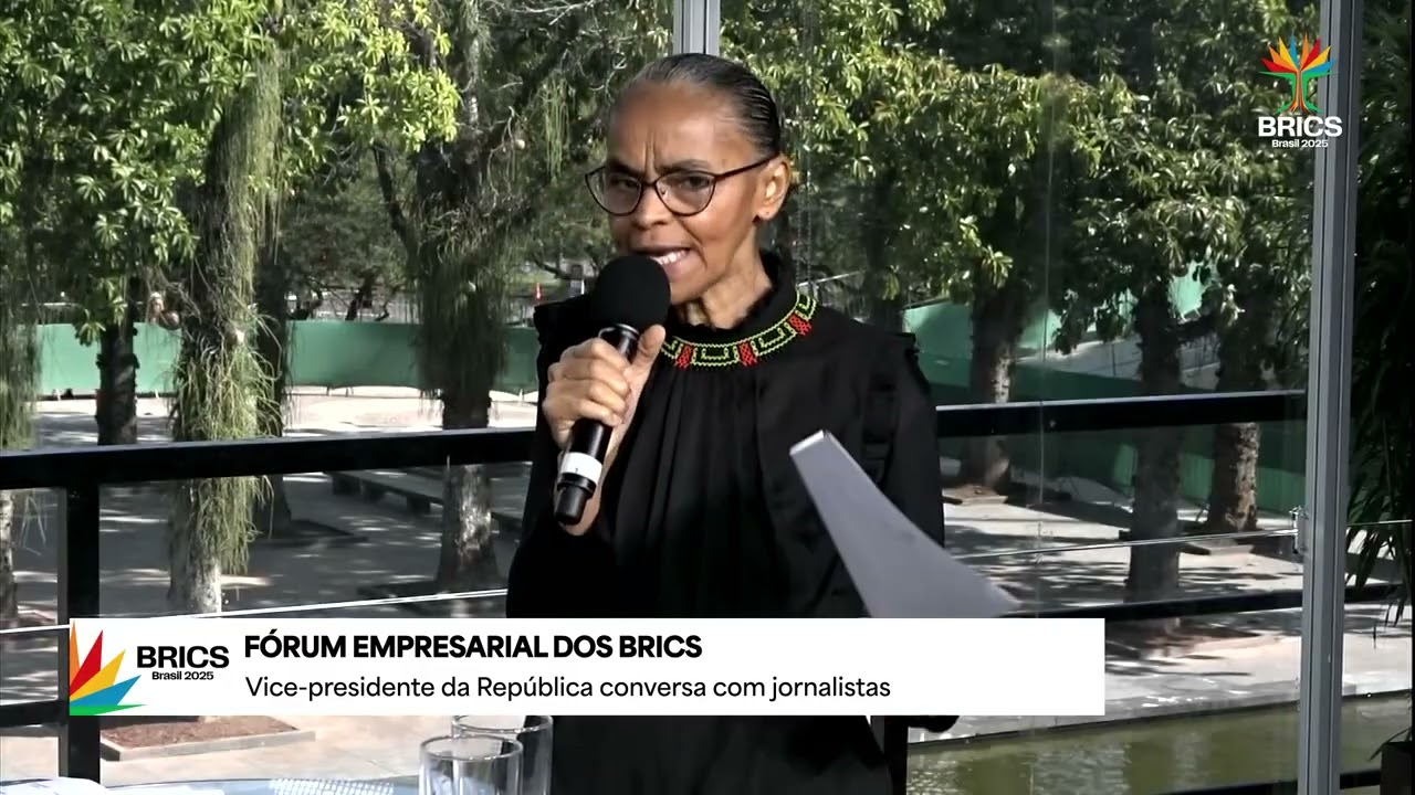 Entrevista com Marina Silva ministra do Meio Ambiente e Mudança do Clima