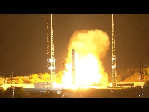 China launches 10 Geely-03 satellites