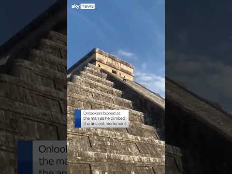 Tourist arrested after climbing pyramid
