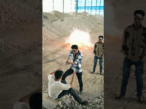 Raaj Karega Maalik.🔥 #bollywood #song #entertainment #newsong #explore #madarmi #youtubeshorts