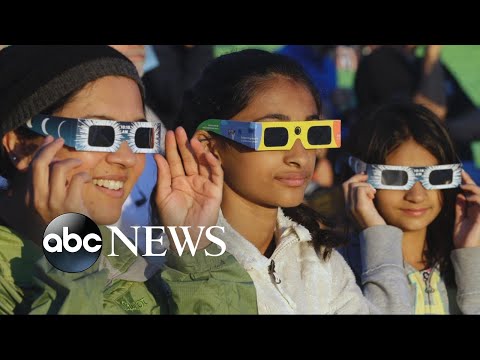 Total solar eclipse experience from coast to coast