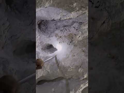 #gemquality #stone #crystals #quartz #climbing #topazrocks #quartzcrystals #gemsnjewellery #natural