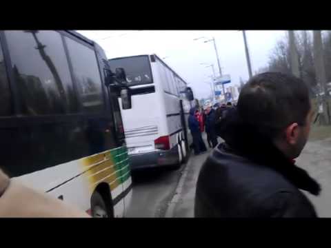 П'яний електорат Януковича після ухвалення бюджету повертається додому