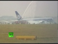 Poland crash landing: Boeing 767 touches down without wheels in Warsaw thumbnail