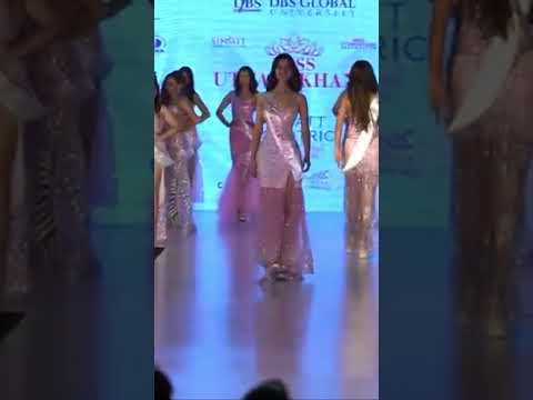 Designer Nandini gehlot#missuniverse #pageant #fashionevent #missindia