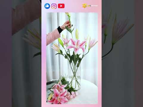 Học cắm hoa ly cùng OM'E Việt Nam