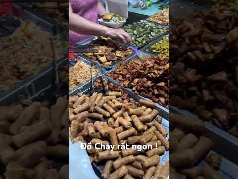 Nguyên cái chợ toàn bán Đồ chay ngon