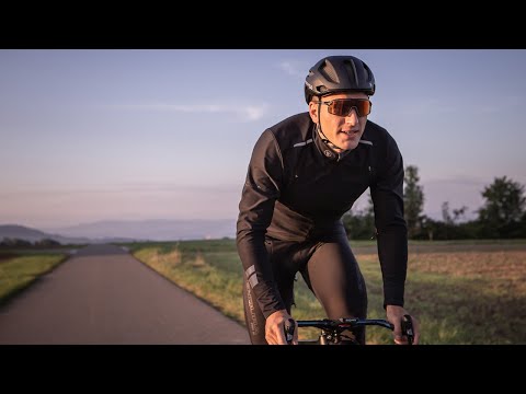 Endura Pro SL 3-Season Jacket - being too hot or too cold ends here.