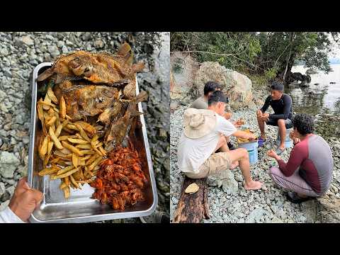 Pesca y cocina enormes mojarras con arpón y atrapando camarones de charcas