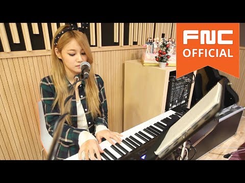 Angels' Cam #18 : AOA YUNA's Christmas present