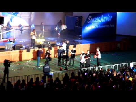 121020 Super Junior's 7th anniversary Party - 14