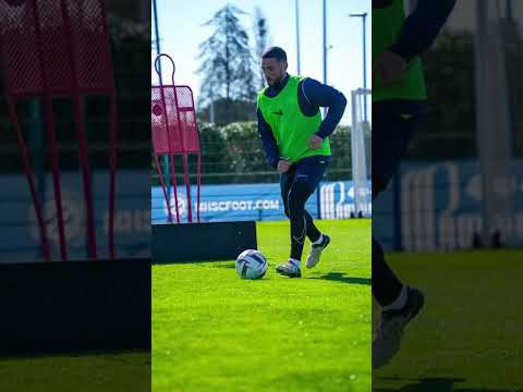 Brèves Actus Foot: L'entraînement du jour en 📸 thumbnail