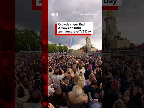 Crowds watched the Red Arrows flypast on the 80th anniversary of VE Day. #BBCNews