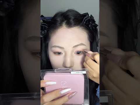 Hôm nay mình luyện kiểu makeup lai Tây, gái thường cũng biến hình #makeup #trangdiem #viralshorts