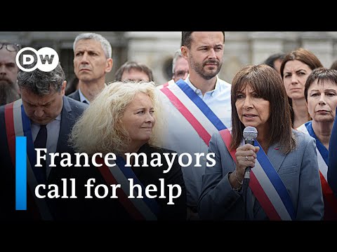 French mayors carry out anti-violence rallies | DW News