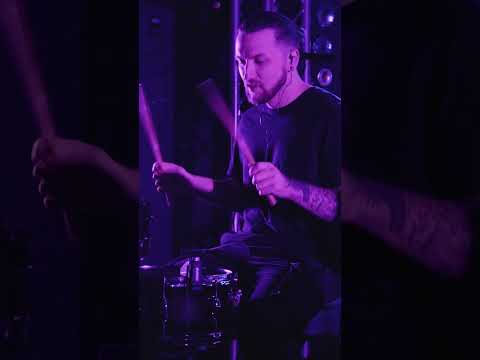 @nkoperweis performs as a one man metal band with Sensory Percussion Live
