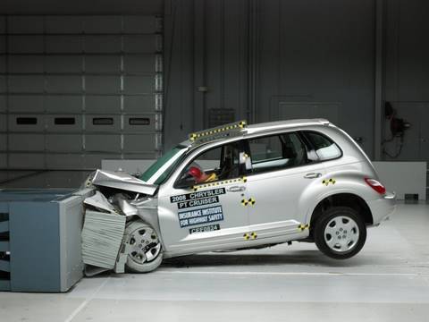 Video Kecelakaan Chrysler PT Cruiser sejak tahun 2006