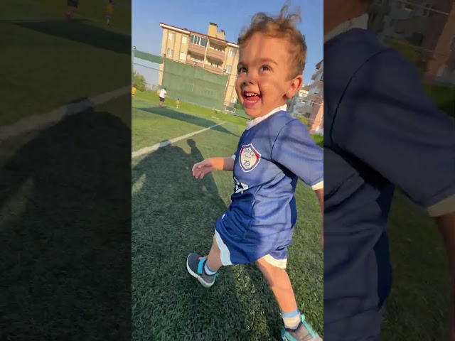 Egemen yeni futbol kursunda