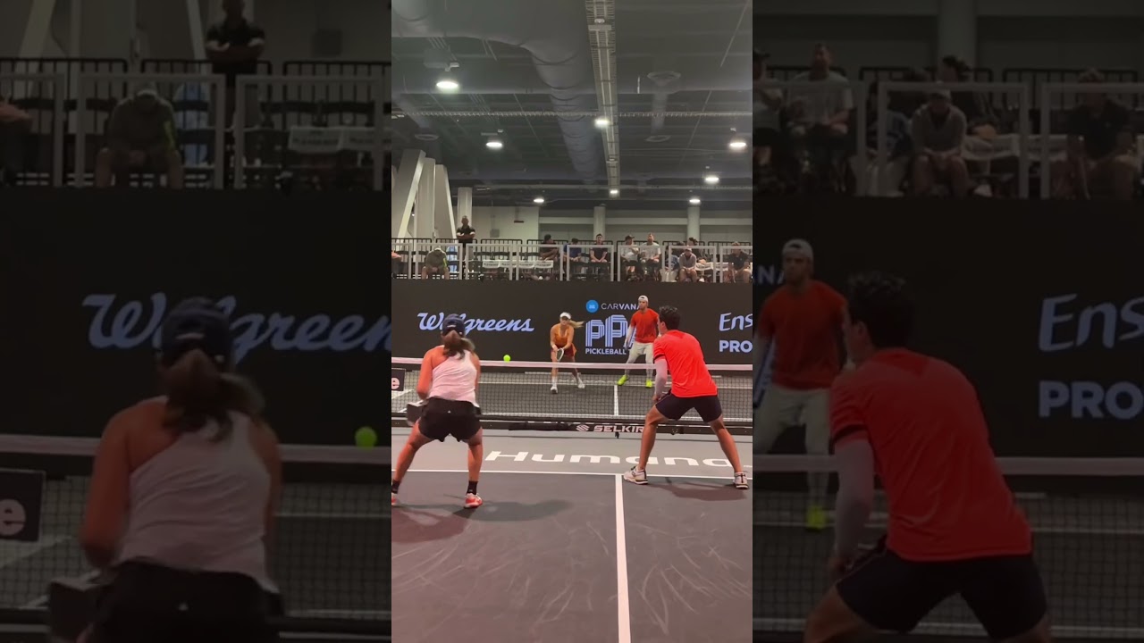 Anna Leigh Waters jumped this pickleball over the net 🤣🤝