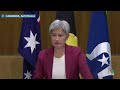 Australia defends its ambassador against critical comments by Donald Trump  - 00:52 min - News - Video