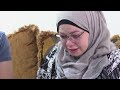 6 months of Israel-Hamas War: Displaced woman remembers family in Gaza  - 01:01 min - News - Video