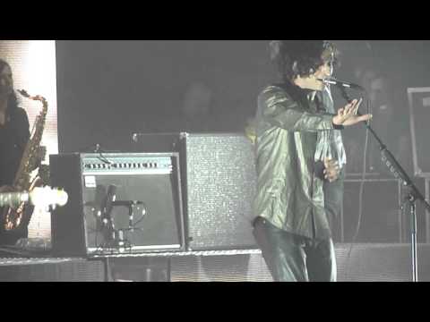 THE 1975 'UGH!' IN LONDON, 2016