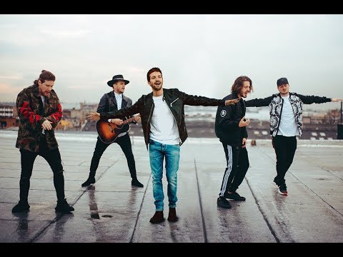 Pablo Alborán - La llave (feat. Piso 21) (Videoclip Oficial)