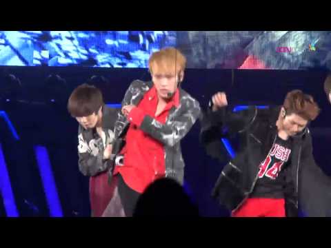 121208 - SHINee STRANGER @ SWC II Singapore