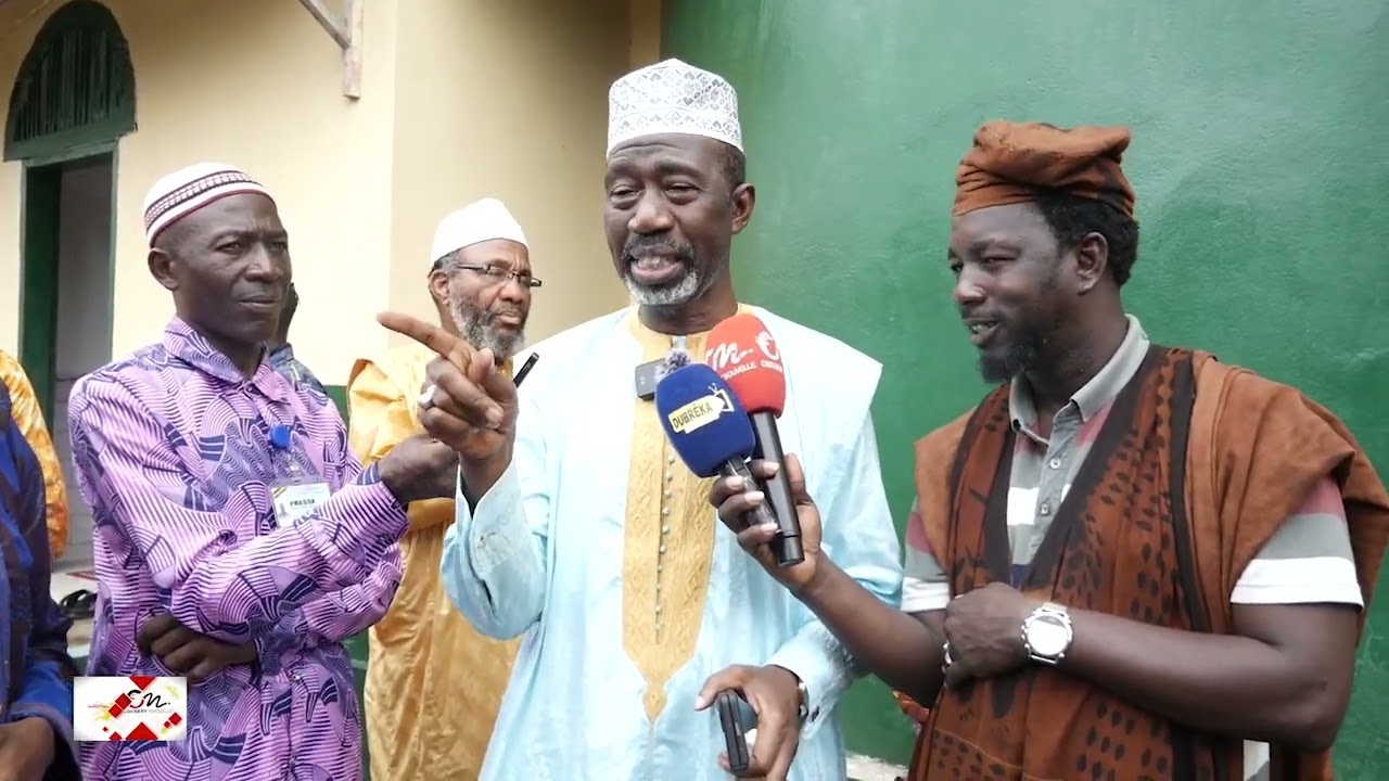 Conakry Nouvelles REMISES VEHICULE ET MOTOS A DUBREKA PAR ELHADJ WAKIL