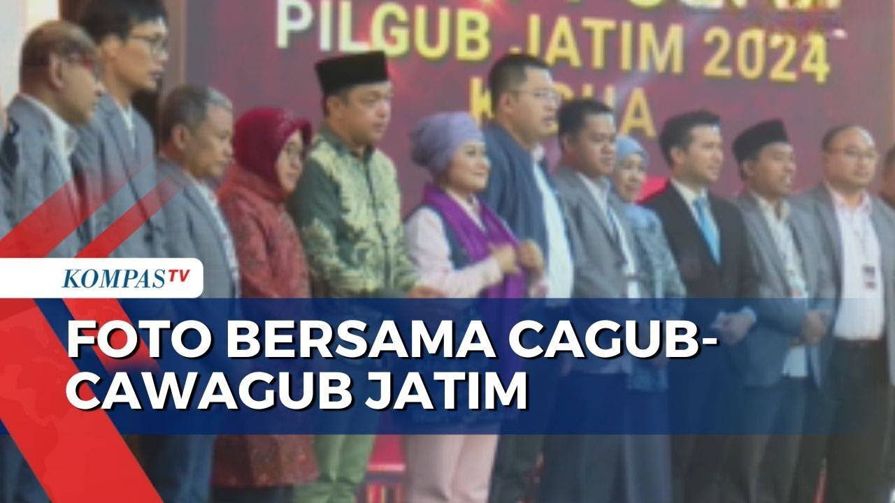Momen Cagub-Cawagub Jatim Foto Bersama Usai Debat Kedua