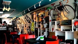 Bikers Rio Pardo | Vídeos | Café em SP resolve problemas dos ciclistas com ducha, assistência e estacionamento para bikes