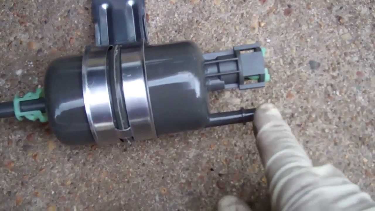 Jeep grand cherokee fuel filter replacement #3