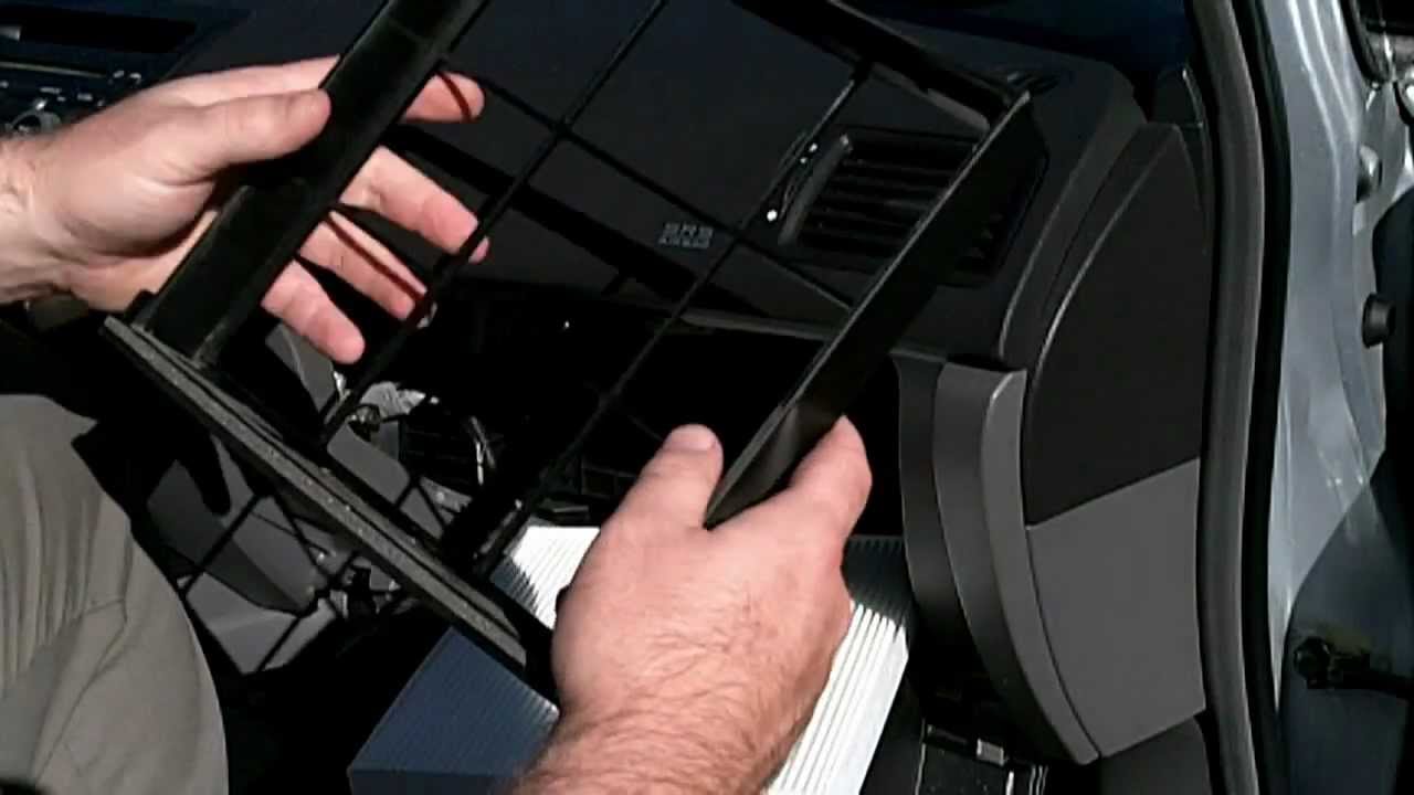 How to change air filter honda civic 2007 #4