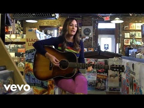 Kacey Musgraves - Merry Go 'Round (live)