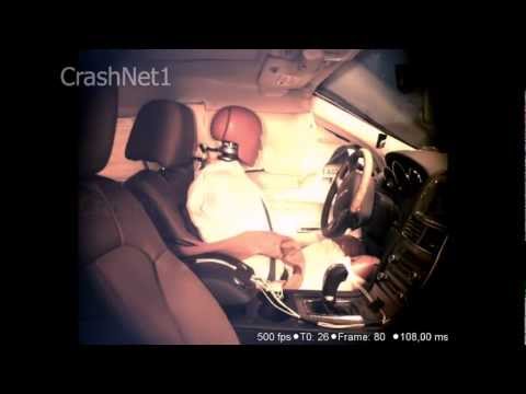 Видео краш-теста Lincoln Mkt с 2009 года