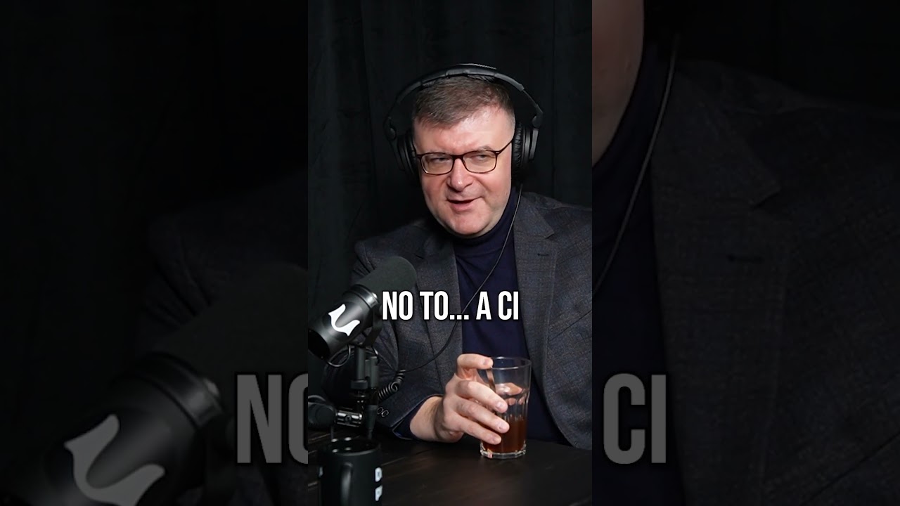 01 Does Voting for Politicians Make Any Sense? – ft. Jacek Dukaj (premiere on Tuesday at 7:00 p.m.)