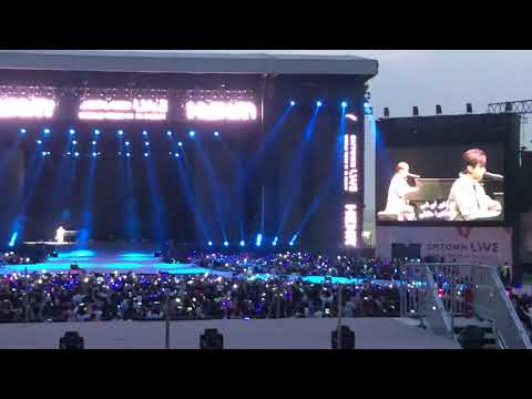 SM town live in Dubai henry 헨리 잇츠 유 두바이