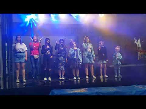 Eko Dni Bobolic - Występ dzieci uczęszczających na zajęcia do Miejsko-Gminnego Ośrodka Kultury