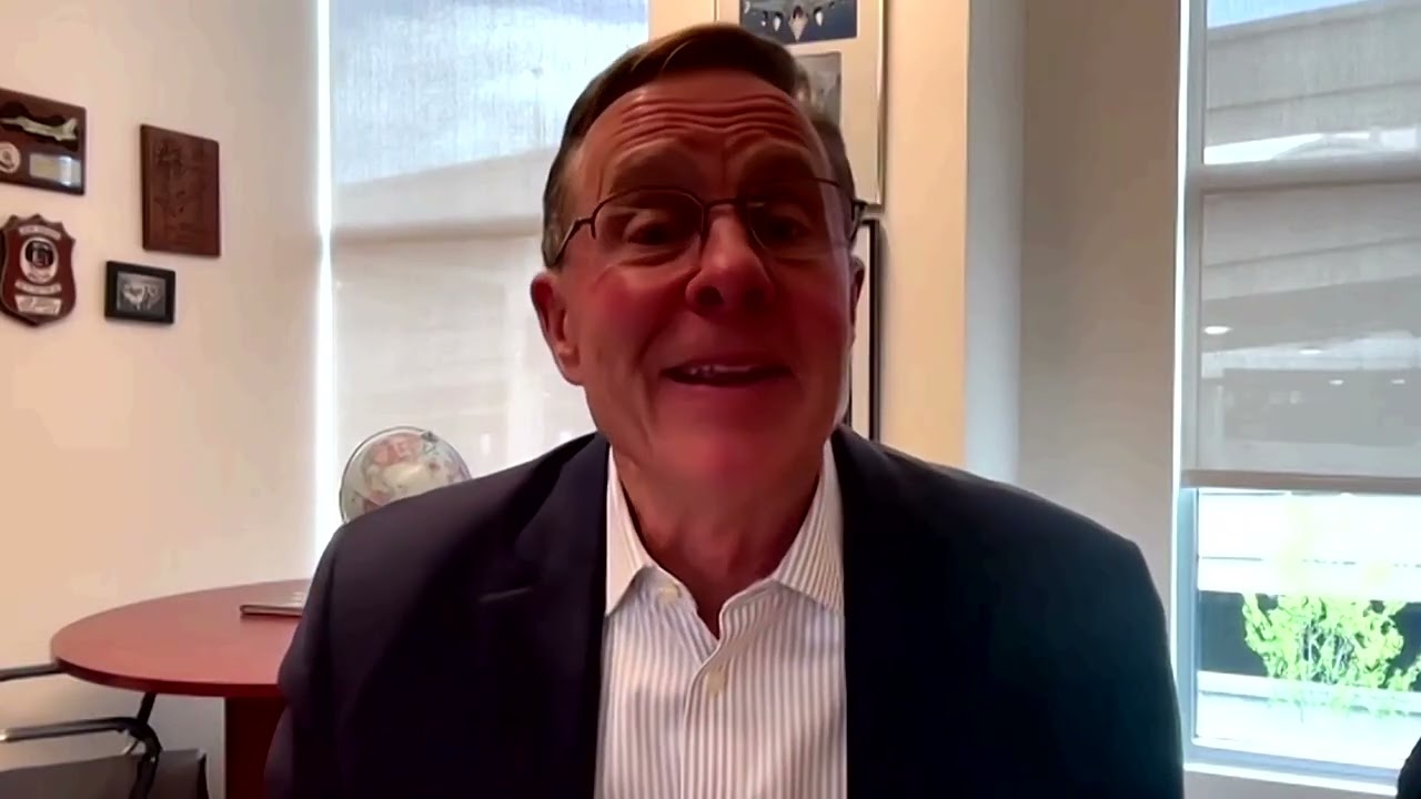 Retired F-16 pilot details how to survive behind enemy lines