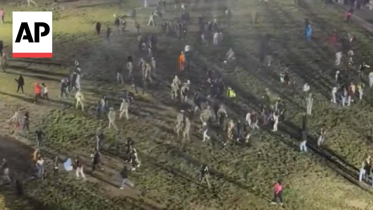 Police and National Guard clear Halloween crowd gathered in Washington