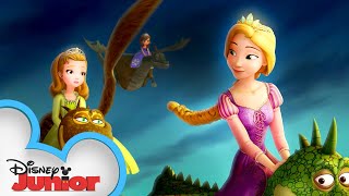 Princess Sofia the First Meets Disneys Rapunzel from Tangled! 👱‍♀️| Sofia the First |@disneyjr