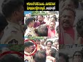 కాకినాడలో పోలీస్ ముందువంగవీటిరంగ వీరాభిమానిగట్టిగా వార్నింగ్ KKD Vangaveeti Fans Angry | Prime9 News  - 00:08 min - News - Video